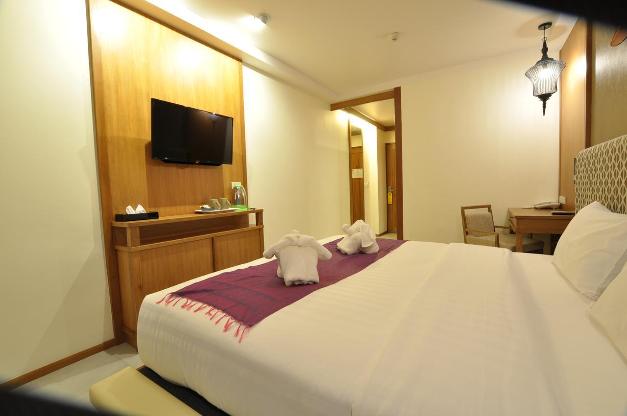 The Signature Hotel @ Thapae Chiang Mai Exterior foto